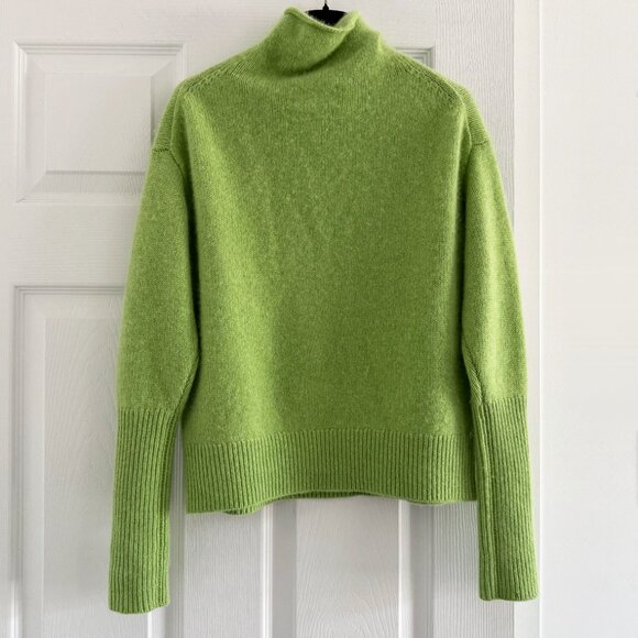 Wilfred Cashmere Turtleneck in Lime Green, size XS - Picture 6 of 6